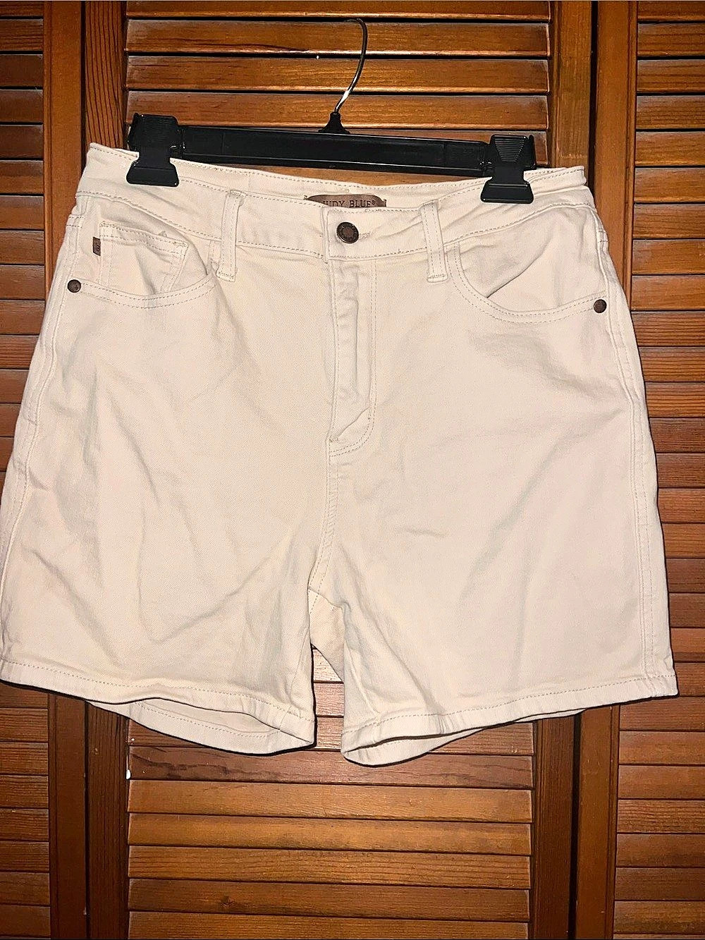 Judy Blue JB150249 C Bermuda Shorts in Beige Size Large